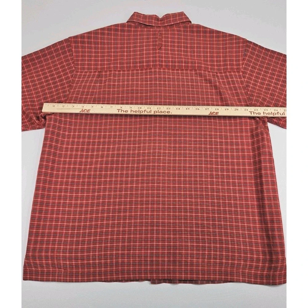 The North Face Mens Medium Plaid Short Sleeve Button Down Shirt